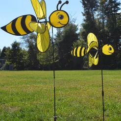 WindGarden 31 In. Flying Bee Spinner